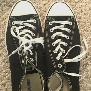 Size 13 Men' or Women 15 Black and White Converse